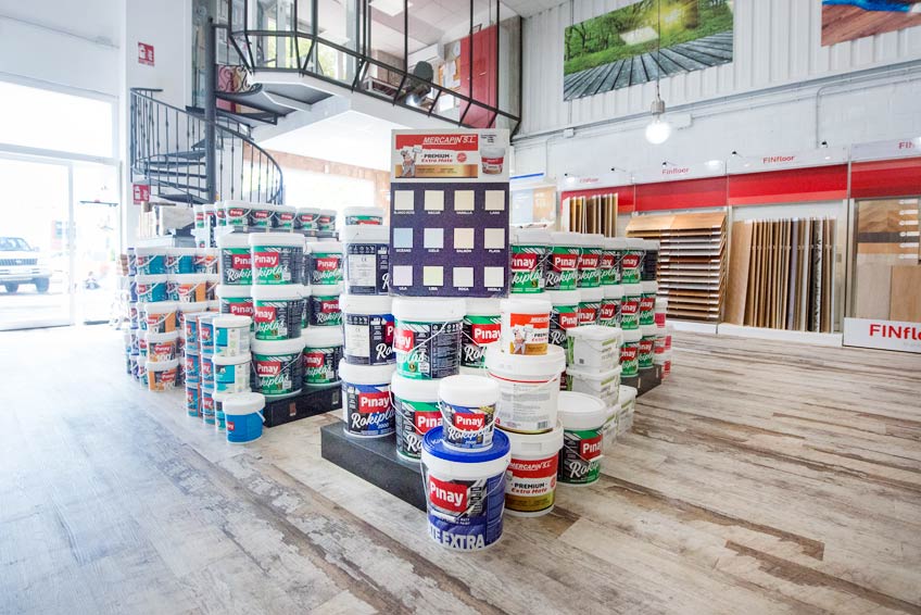 pinturas-profesionales-de-diferentes-marcas-en-todo-tipo-para-edificios-e-interiores